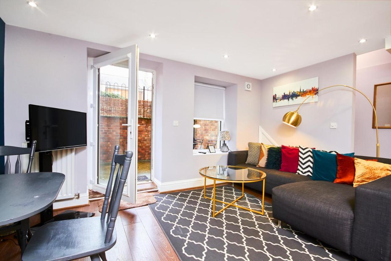 Newcastle Treasure - Sleeps 4 - Lower Ground Floor Esterno foto